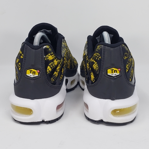 Nike Womens Air Max Plus Yellow Snakeskin Size 11 - Picture 5 of 6